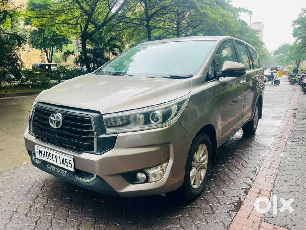Toyota Innova Crysta 2.4 V 8 Str, 2016, Diesel
