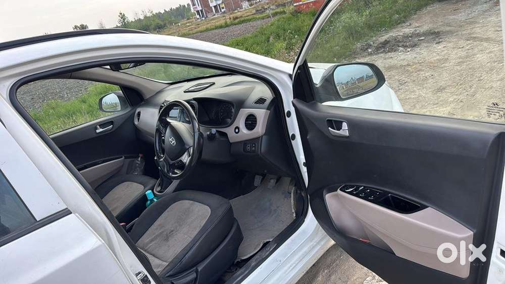 Hyundai Grand I10 2015 Cng & Hybrids Well Maintained