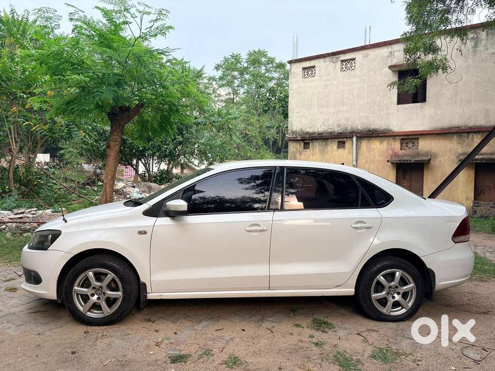 Volkswagen Petrol 2014 Manual