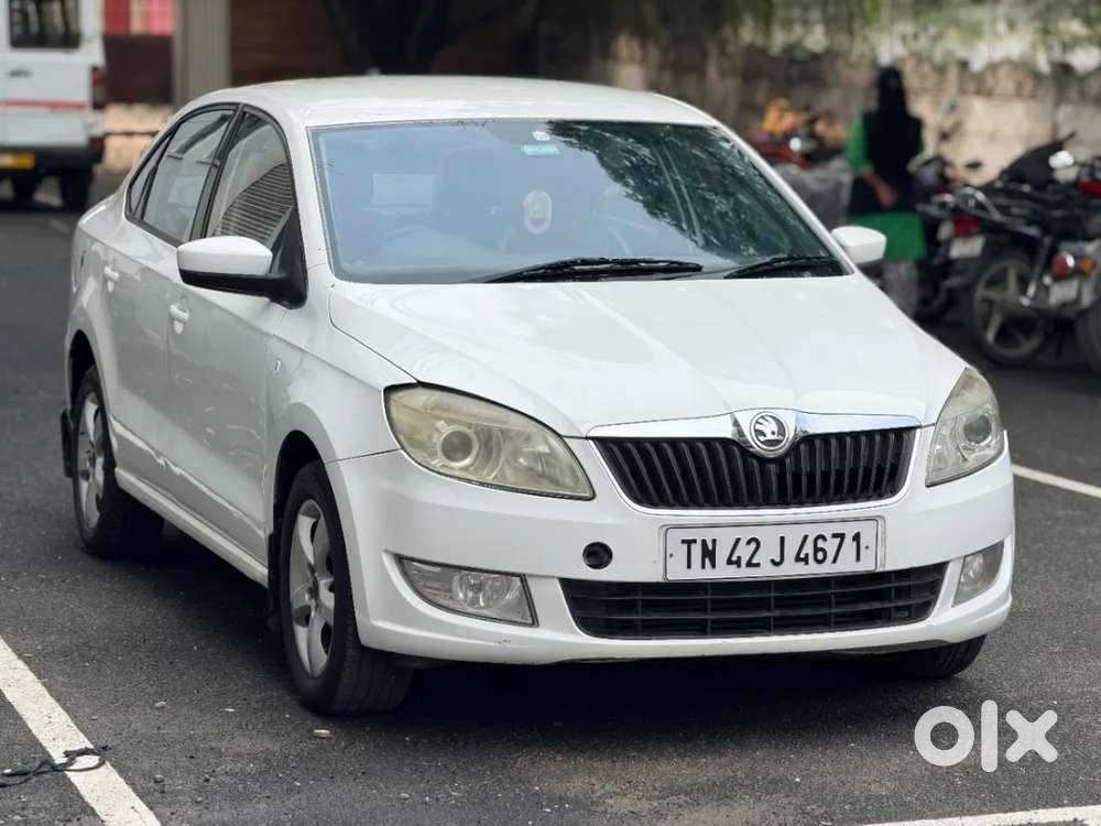 Skoda Rapid 1.6 Tdi Ambition, 2013, Diesel