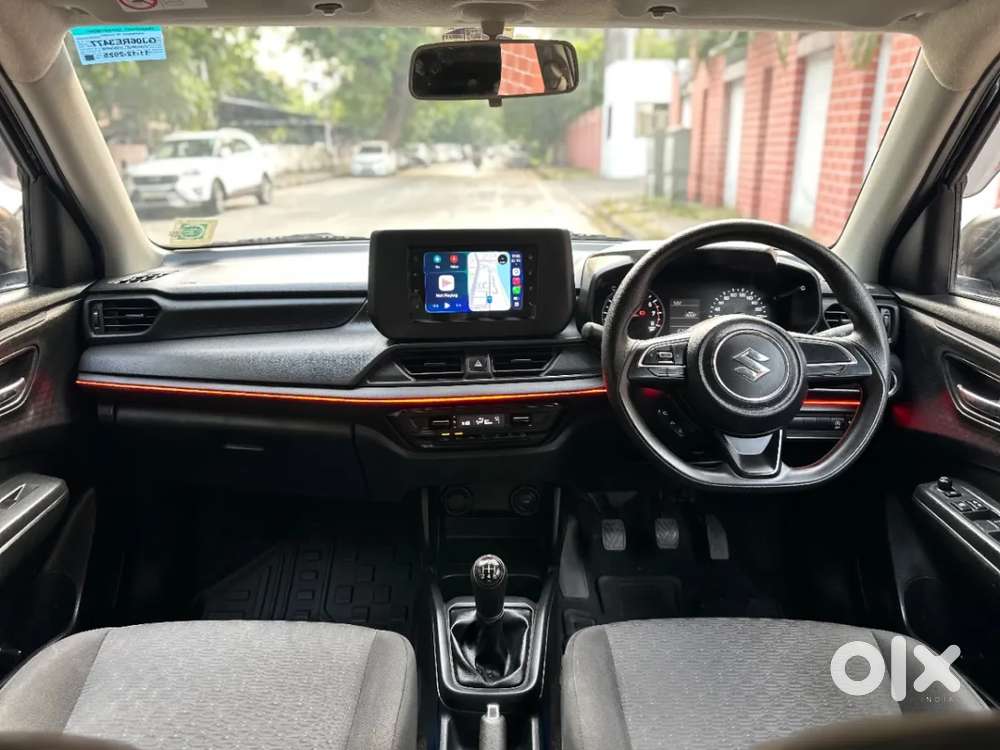 Maruti Suzuki Swift Vxi, 2025, Petrol