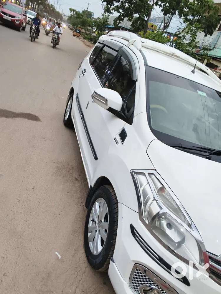 Maruti Suzuki Ertiga 2017 Diesel 124000 Km Driven