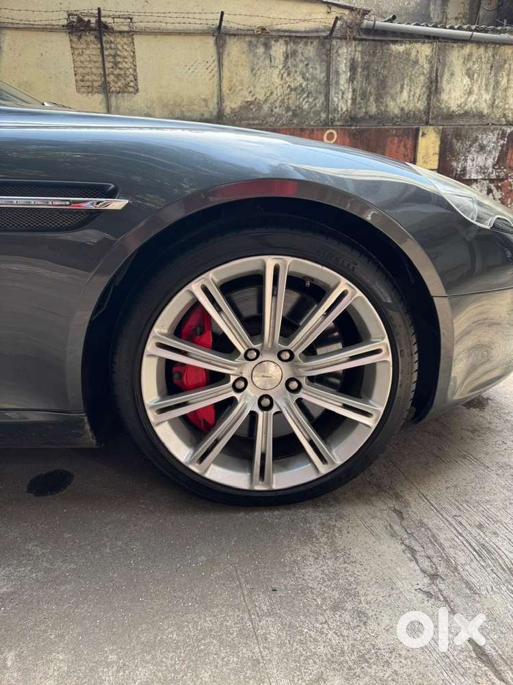 Aston Martin Rapide V12 Petrol 2011