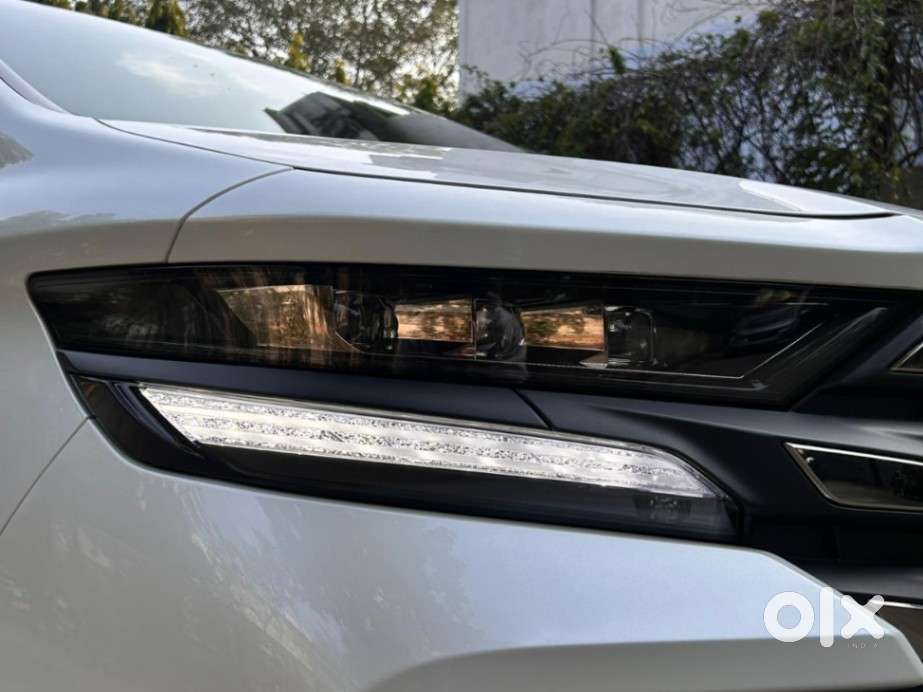 Toyota Vellfire Vip – Executive Lounge, 2024, Petrol