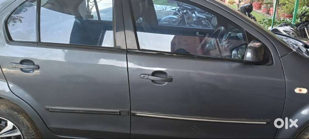 Urgent Sale: Well-maintained 2015 Ford Fiesta Classic (grey)