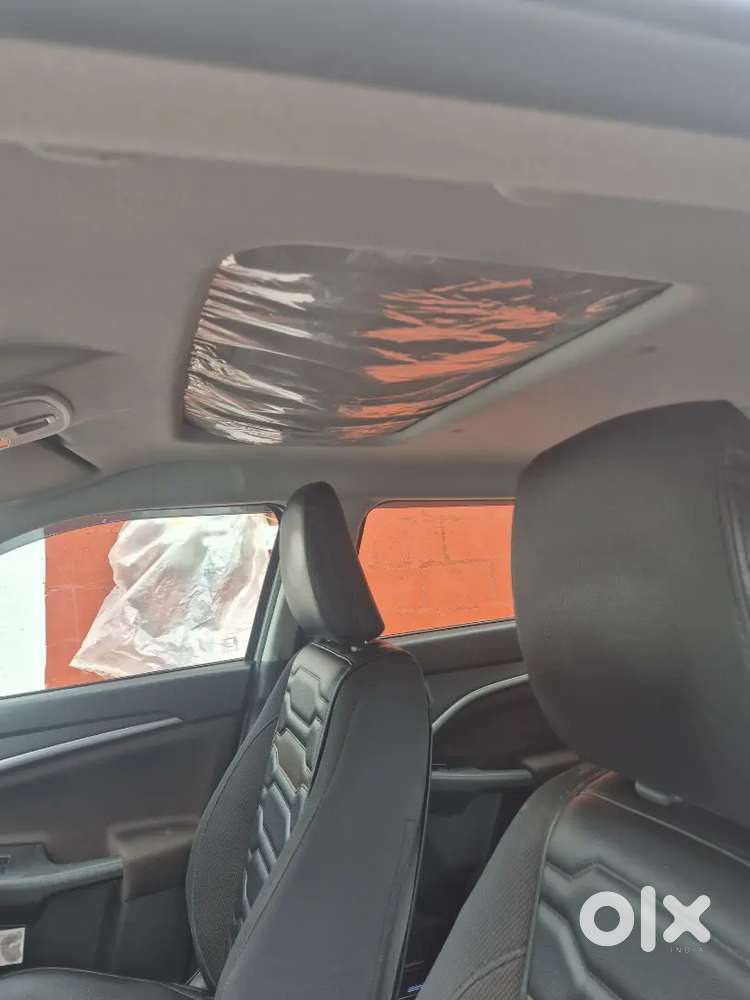 2023 Maruti Suzuki Brezza Zxi Hybrid