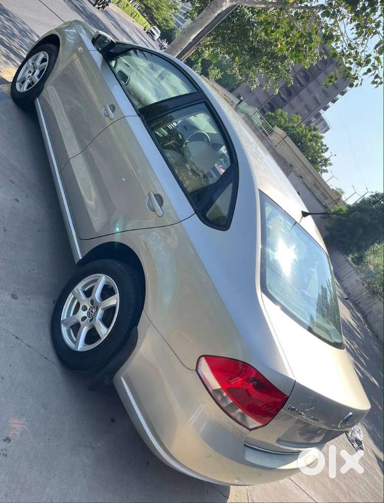 Volkswagen Vento Petrol Highline, 2013, Petrol