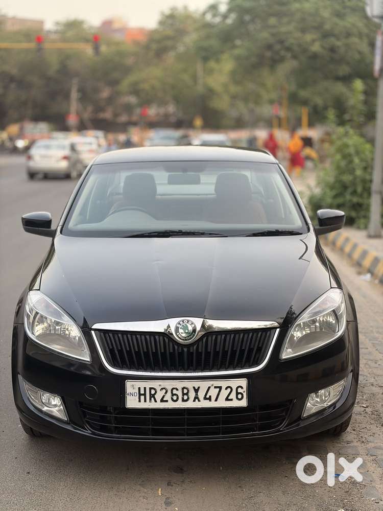 Skoda Rapid 1.6 Mpi Ambition, 2013, Petrol