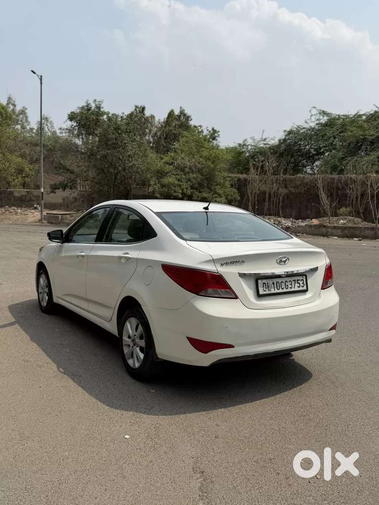 Hyundai Verna Fluidic 1.6 Vtvt, 2015, Petrol