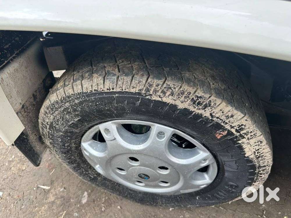 Mahindra Bolero B6, 2020, Petrol