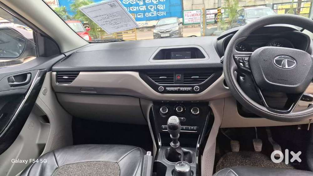 Tata Nexon, 2019, Petrol
