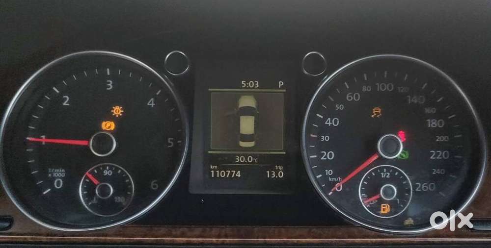 Volkswagen Passat 2010-2014 Diesel Comfortline At, 2011