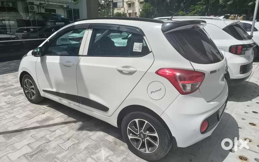 Hyundai Grand I10 1.2 Kappa Sportz Option At, 2017, Petrol