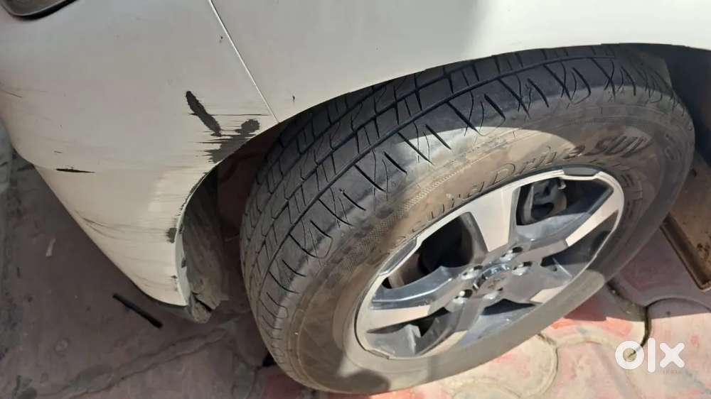 Mahindra Scorpio Class S11