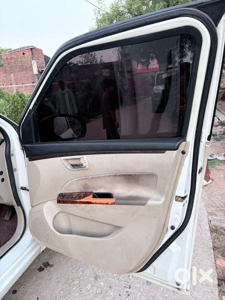  Urgent Sale – Maruti Suzuki Swift Dzire Vxi (2017 Model)