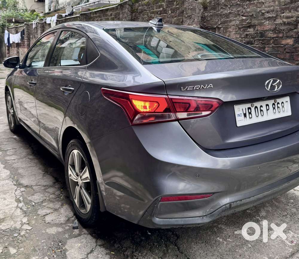 Hyundai Verna 1.6 Vtvt Sx, 2018, Petrol