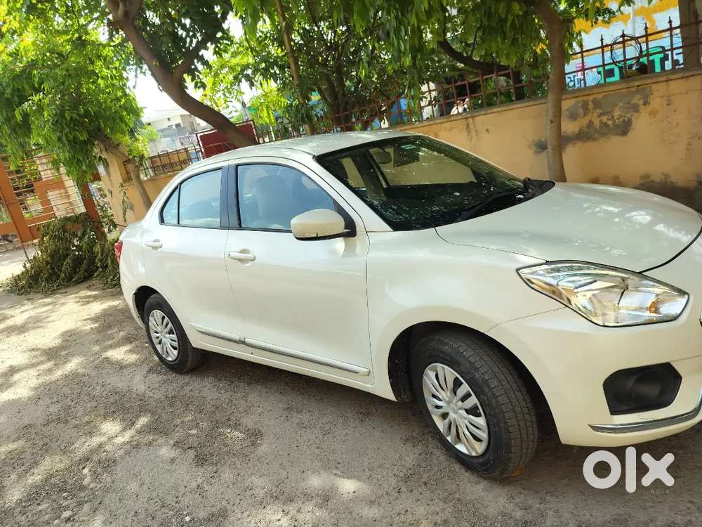 Maruti Suzuki Dzire 2018 Diesel 91237 Km Driven...new Tyre