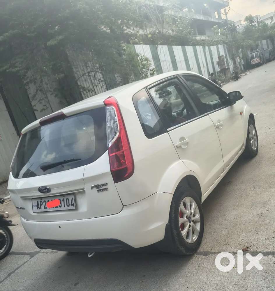 Ford Figo Titanium Diesel Well Maintained Car