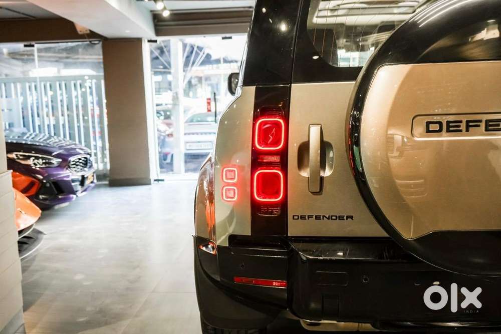 Land Rover Petrol 2024 Car
