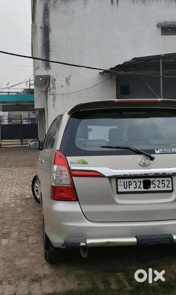 Toyota Innova 2015 Diesel Well Maintained