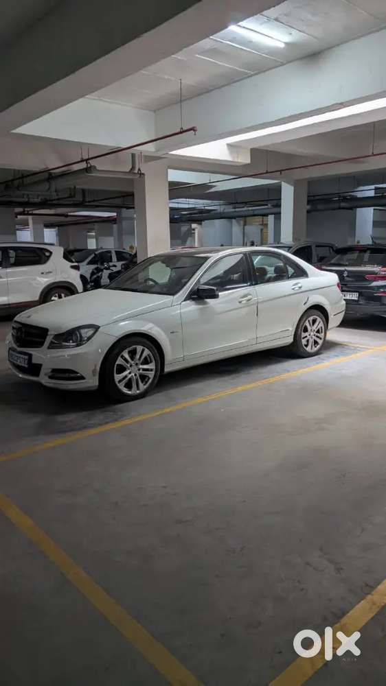 Mercedes-benz C-class 2012 Petrol 83000 Km Driven