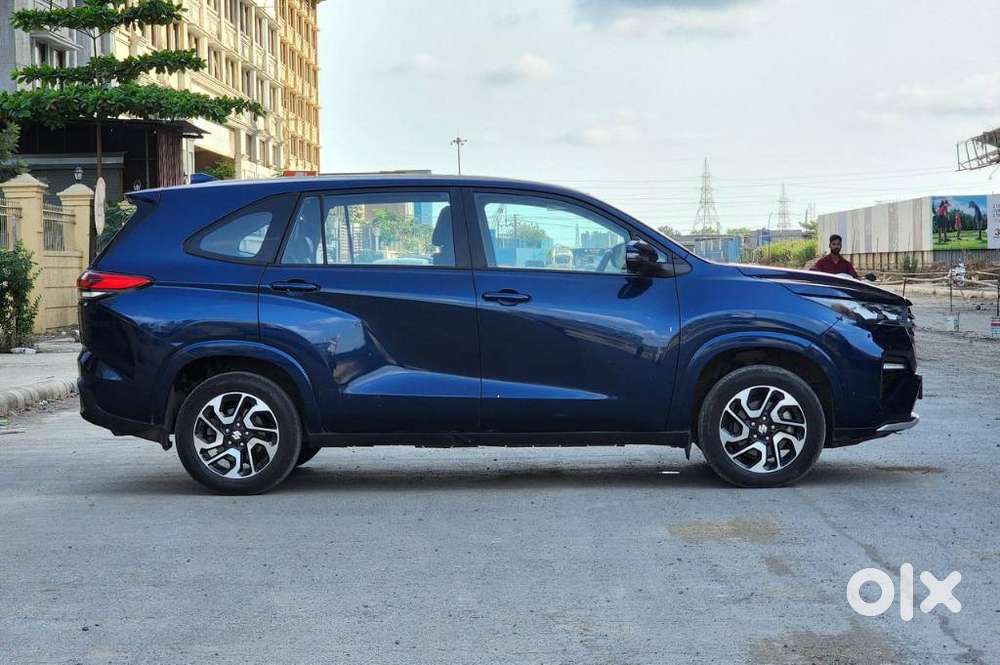 Maruti Suzuki Invicto Zeta Plus 8str, 2024, Petrol