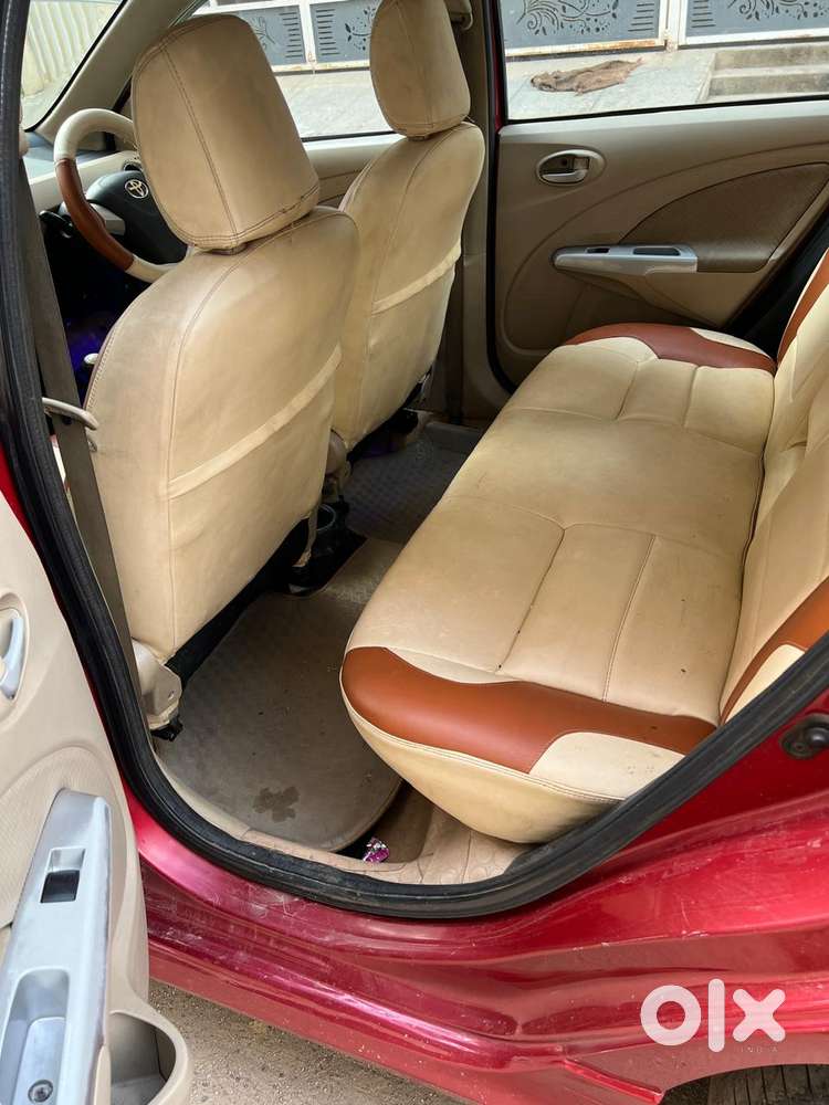 Toyota Etios 1.5 V, 2017, Petrol