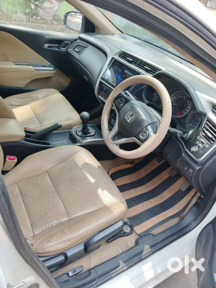 Honda City V Mt Sunroof, 2018, Petrol