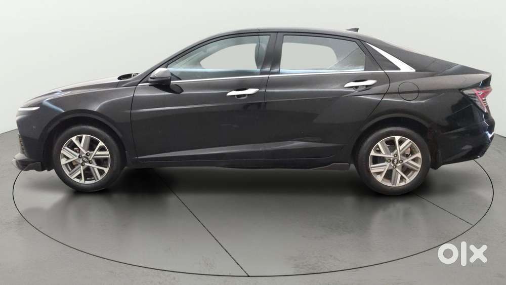 Hyundai Verna 1.5 Mpi Mt Sx (o), 2023, Petrol