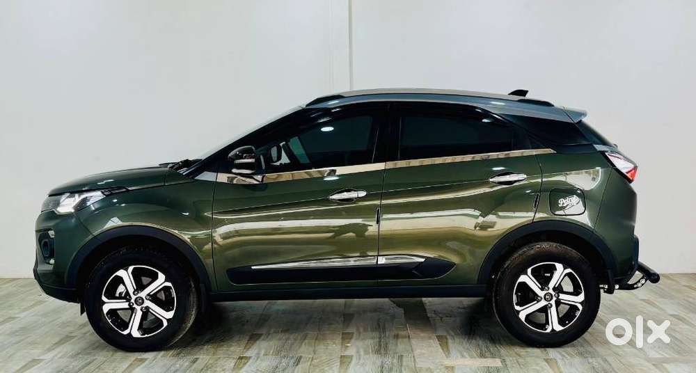 Tata Nexon 1.2 Revotron Xza Plus (l) Dual Tone, 2023, Petrol