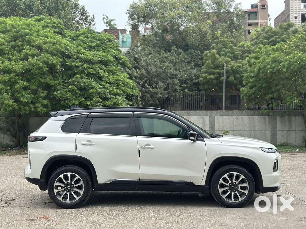 Maruti Suzuki Grand Vitara 1.5 Alpha Smart Hybrid At, 2022, Petrol