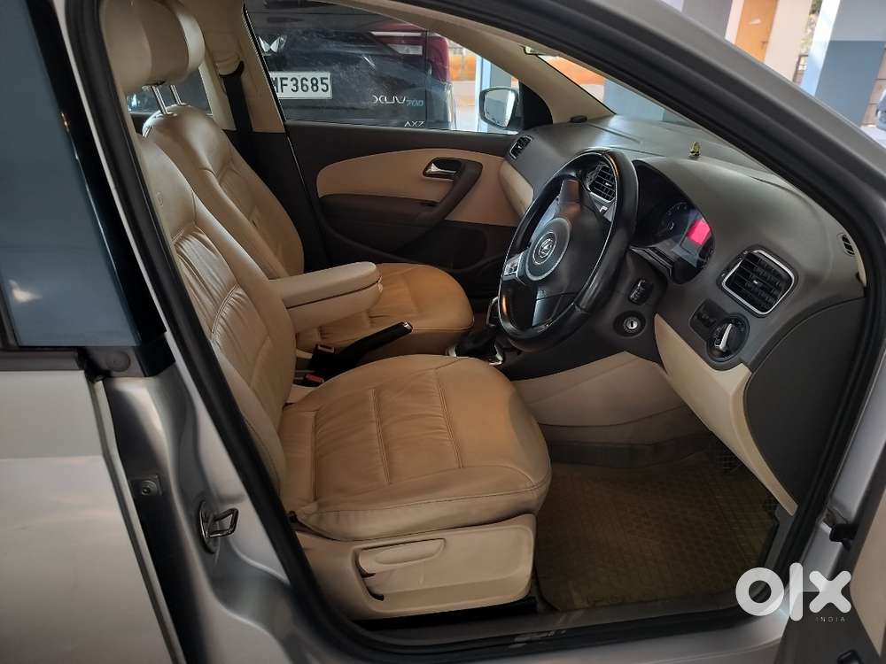 Volkswagen Vento 2011 Highline At, Petrol