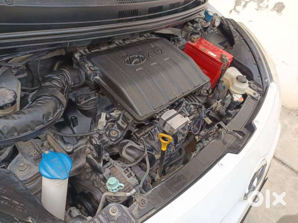 Hyundai Xcent Petrol/cng Excellent Condition.