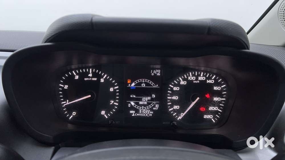 Tata Altroz Xm Plus Petrol, 2024, Petrol