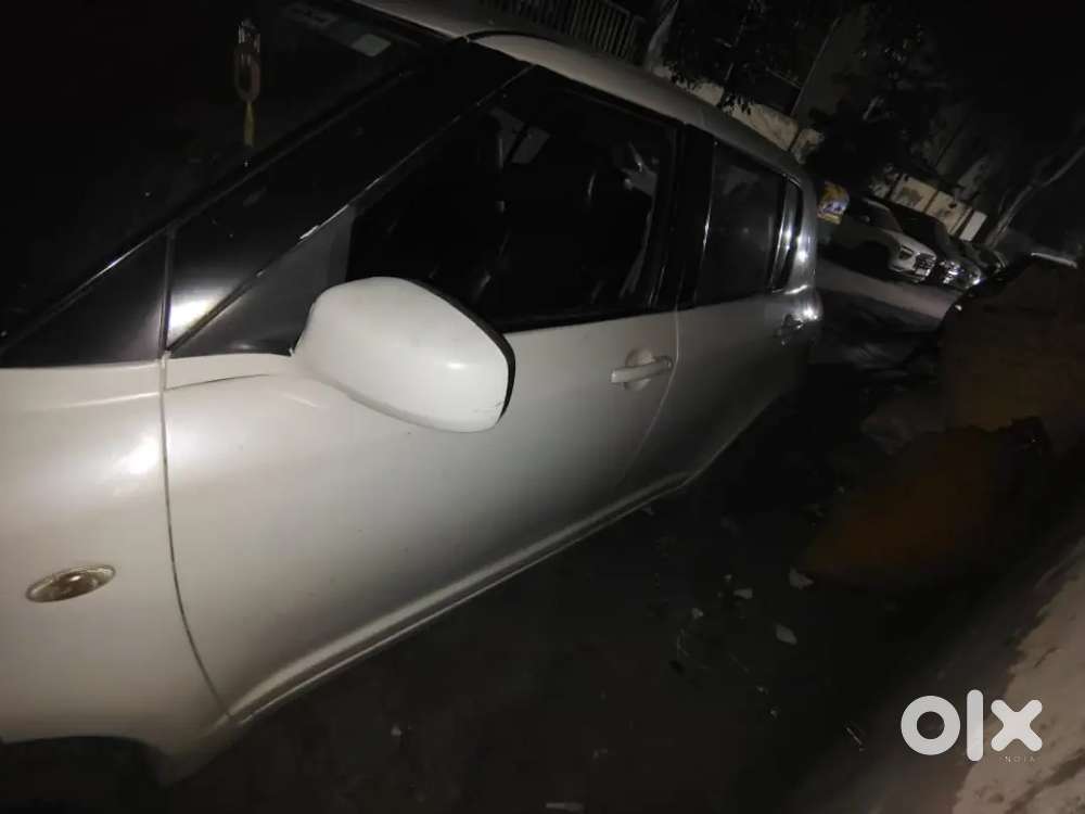Maruti Suzuki Swift 2011