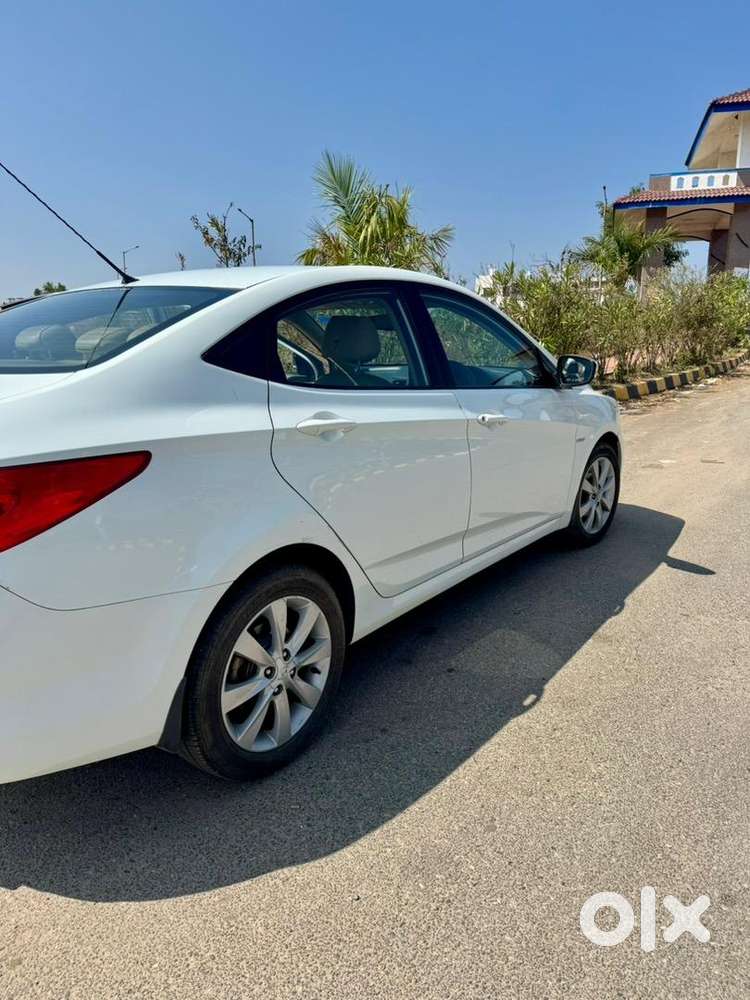 Hyundai Fluidic Verna 2012 Petrol Well Maintained