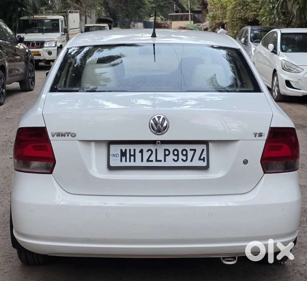 Volkswagen Vento 1.2 Tsi Comfortline At, 2015, Petrol