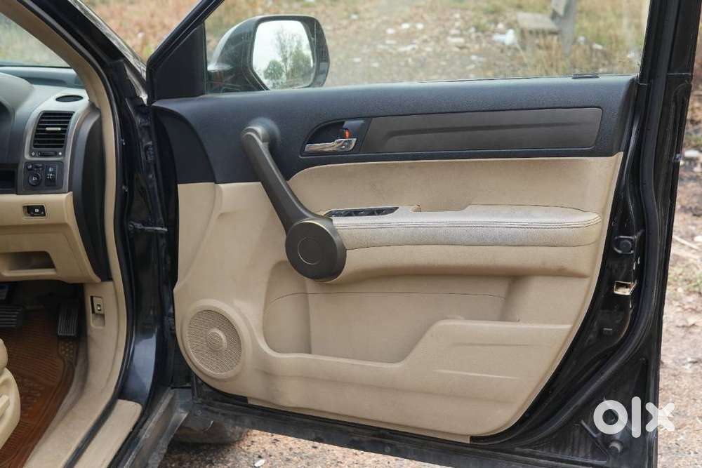 Well Maintained Honda Crv-2.4 4wd With Petrol And Cng Option