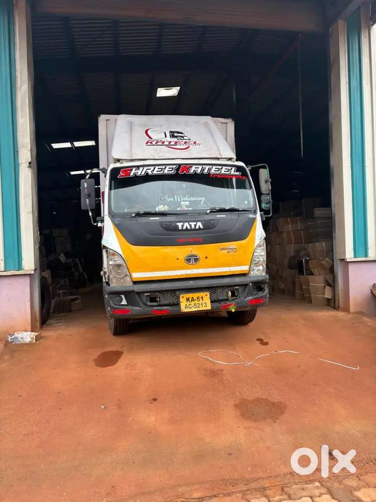 Tata ultra.1014.box truck