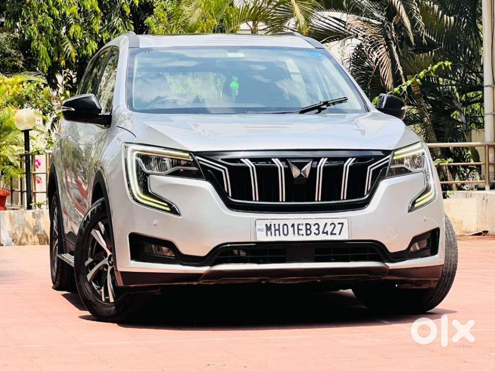 Mahindra Xuv700 Ax 5 Petrol Mt Str (e), 2022, Petrol