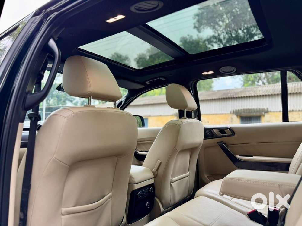 2020 Ford Endeavour 2.0 Titanium Bs6