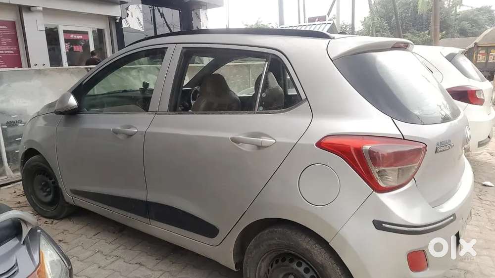Urgent Sale Hyundai Grand I10 Sportz 2017