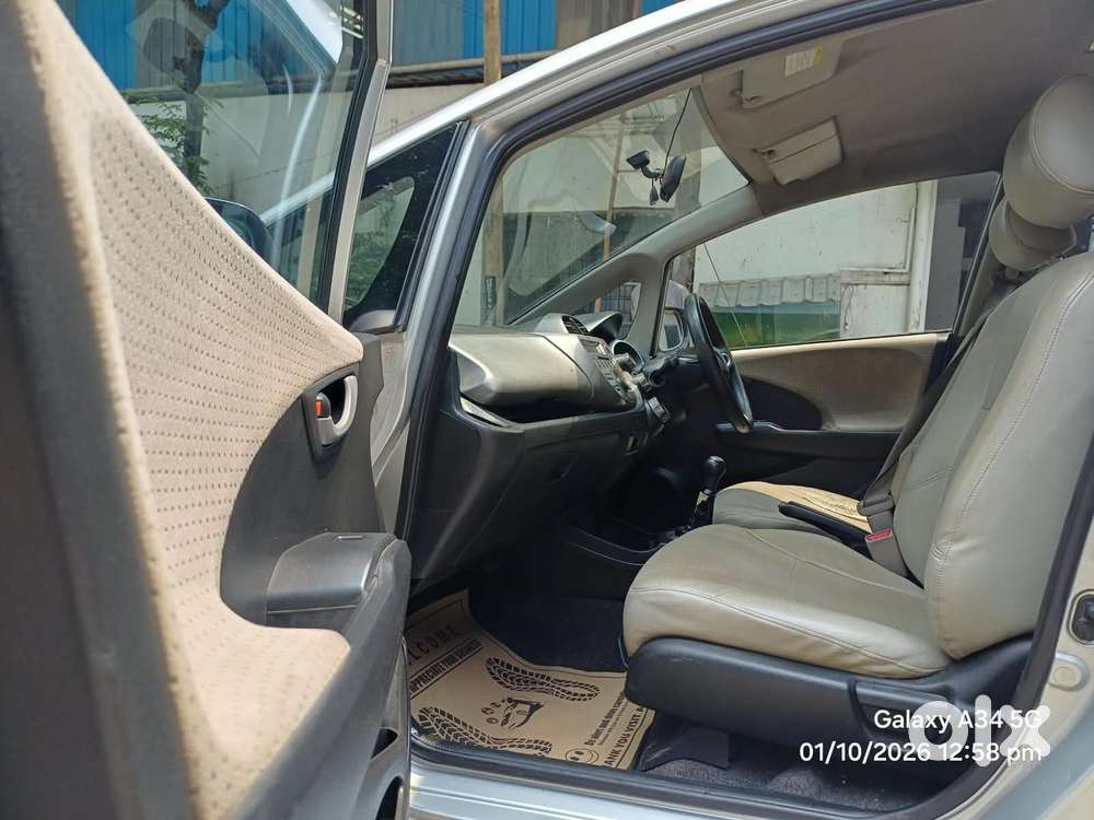 Honda Jazz S Mt I-vtec, 2011, Petrol