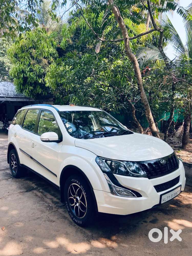 Mahindra Xuv500 2.2 W6 Diesel 2015