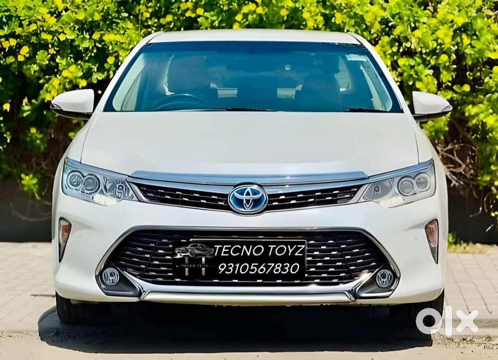 Toyota Camry Hybrid 2.5, 2015, Petrol