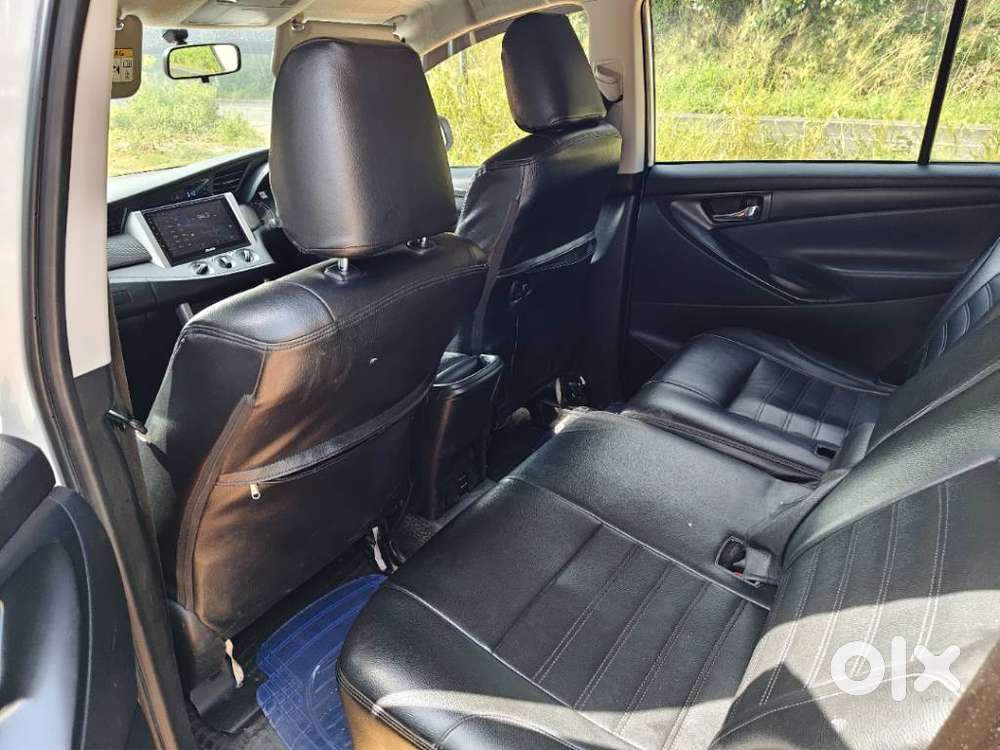 Toyota Innova Crysta 2.4 G Mt 8s, 2018, Diesel