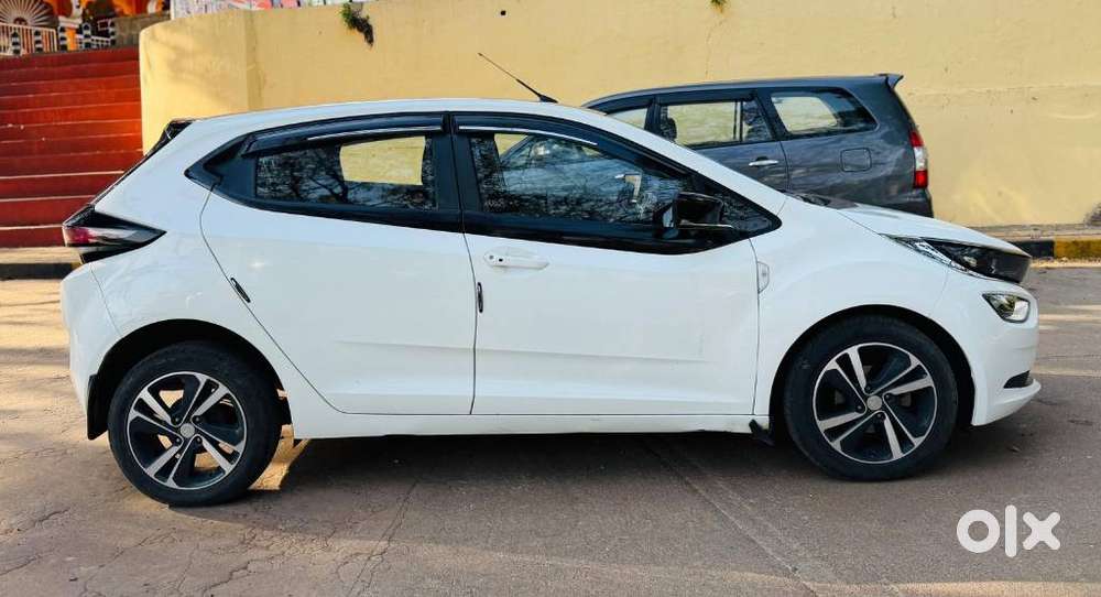 Tata Altroz 1.5 Xz Plus Diesel, 2022, Diesel