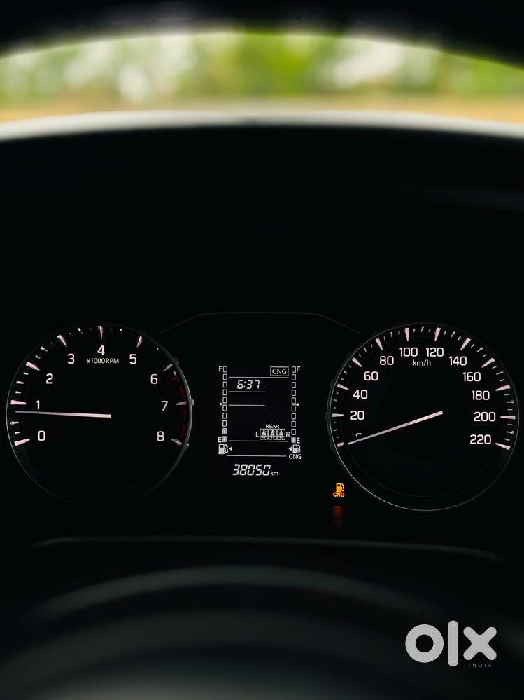 Maruti Suzuki Brezza 1.5 Vxi Cng, 2025, Cng & Hybrids