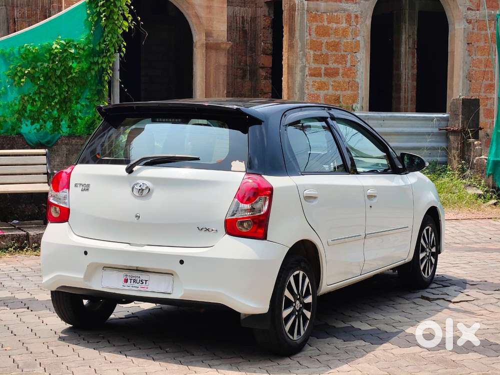 Toyota Etios Liva Vxd Dual Tone, 2019, Diesel
