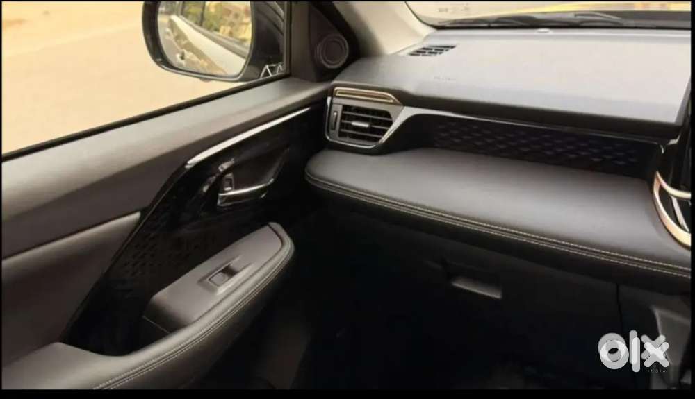 Maruti Suzuki Victoris Zxi Plus Strong Hybrid 2025 Automatic
